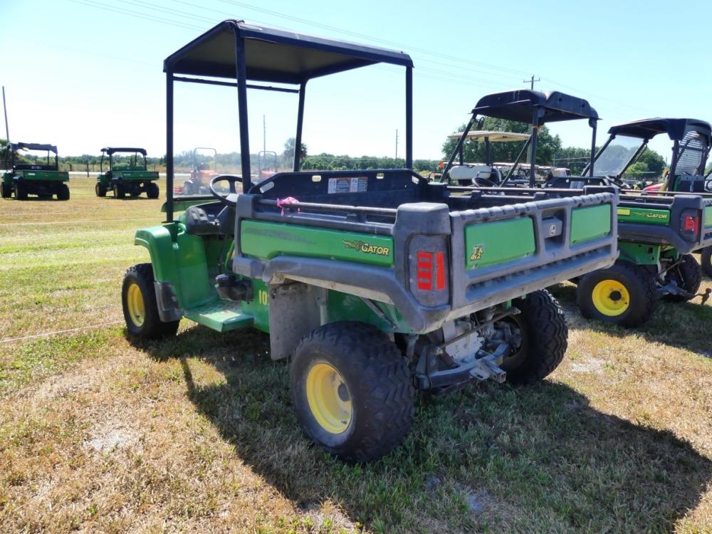 John Deere TX Gator