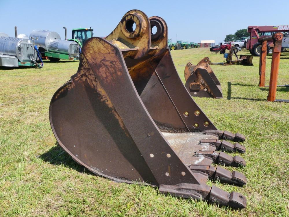 Caterpillar 38" Excavator Bucket