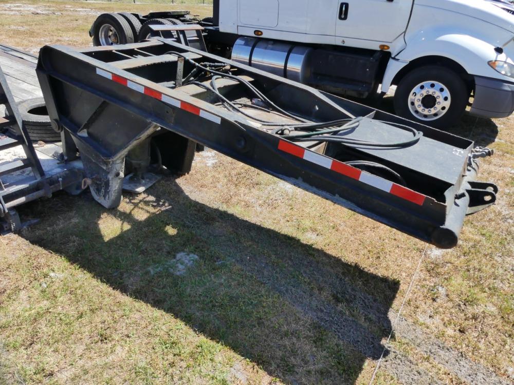 1970 Trim 30'x10' Detach Trailer