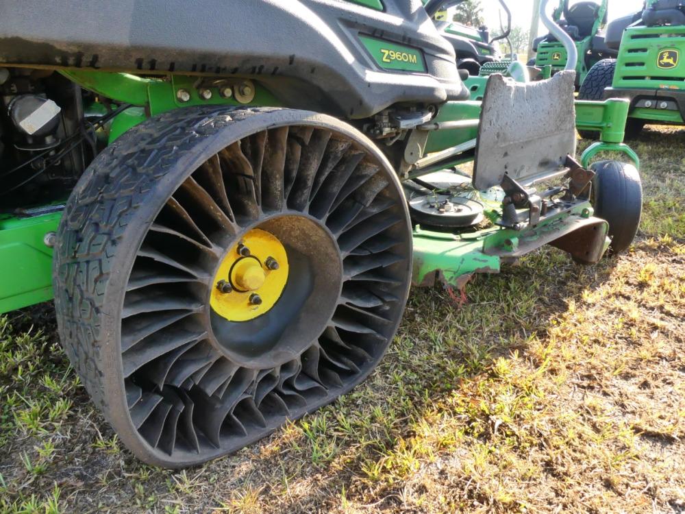 2019 John Deere Z960M