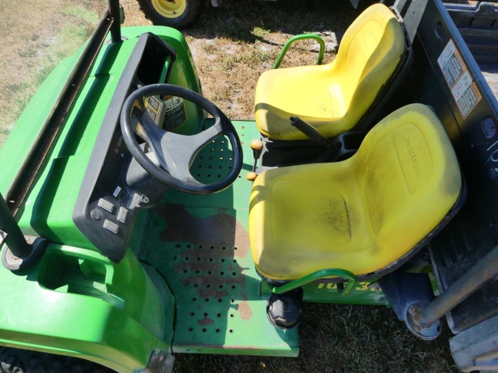 John Deere TX Gator