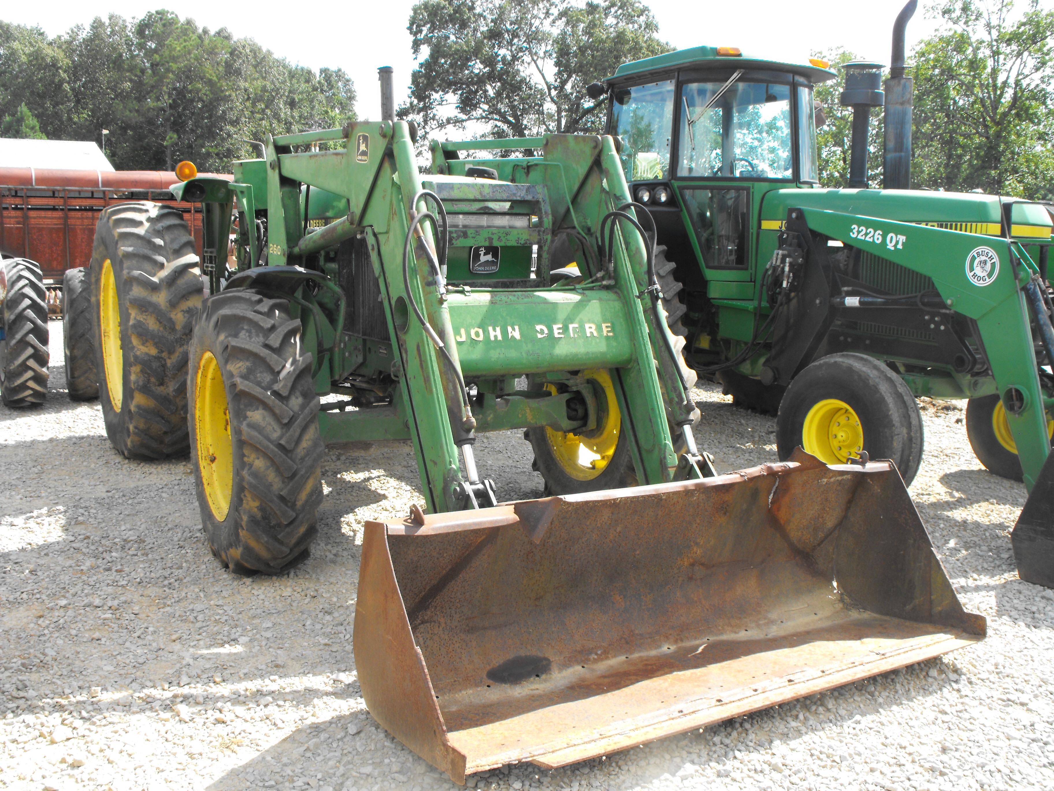 2955 JD, 4X4, 260 LDR, 6811HRS SHOWING