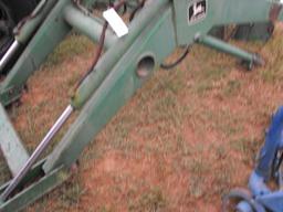 146 JOHN DEERE LOADER WITH MTS