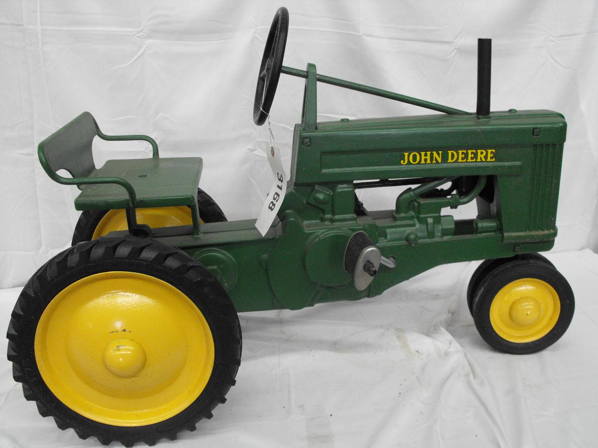 JOHN DEERE  NF  METAL SEAT & STEERING WHEEL