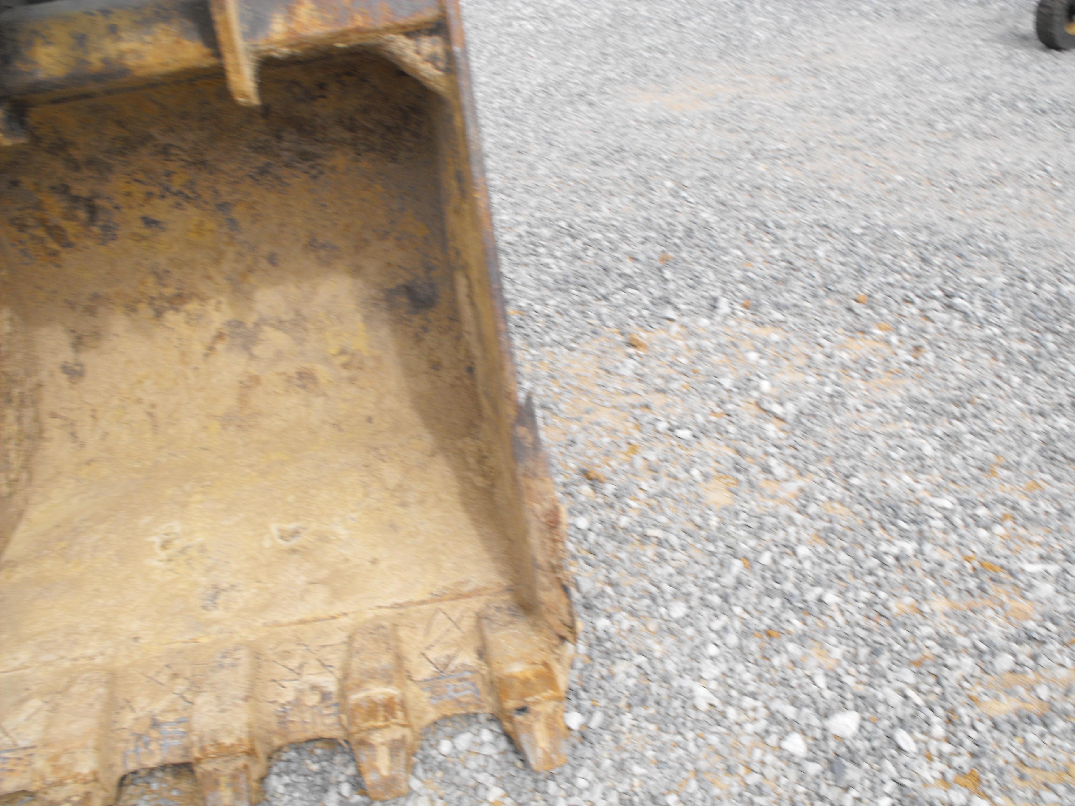 9040B CASE TRACK HOE