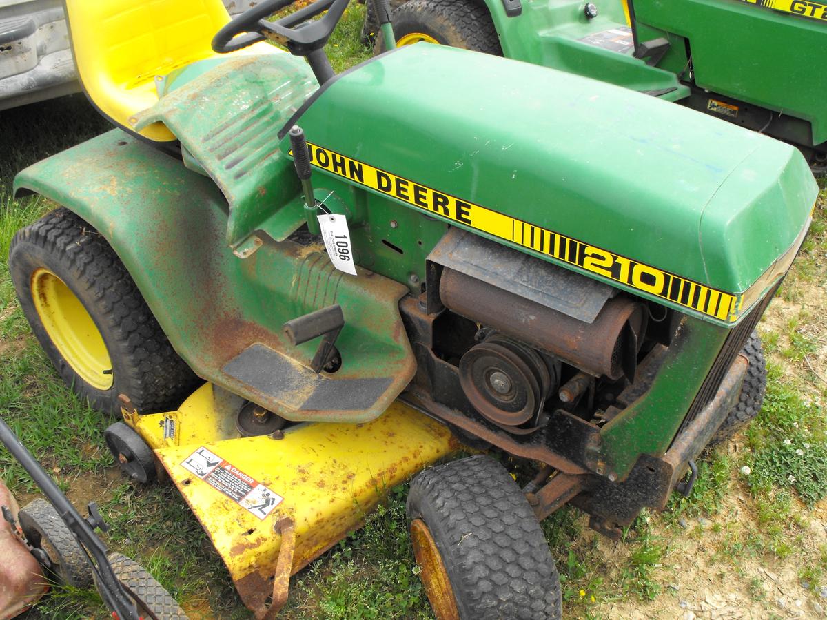 210 JOHN DEERE MOWER