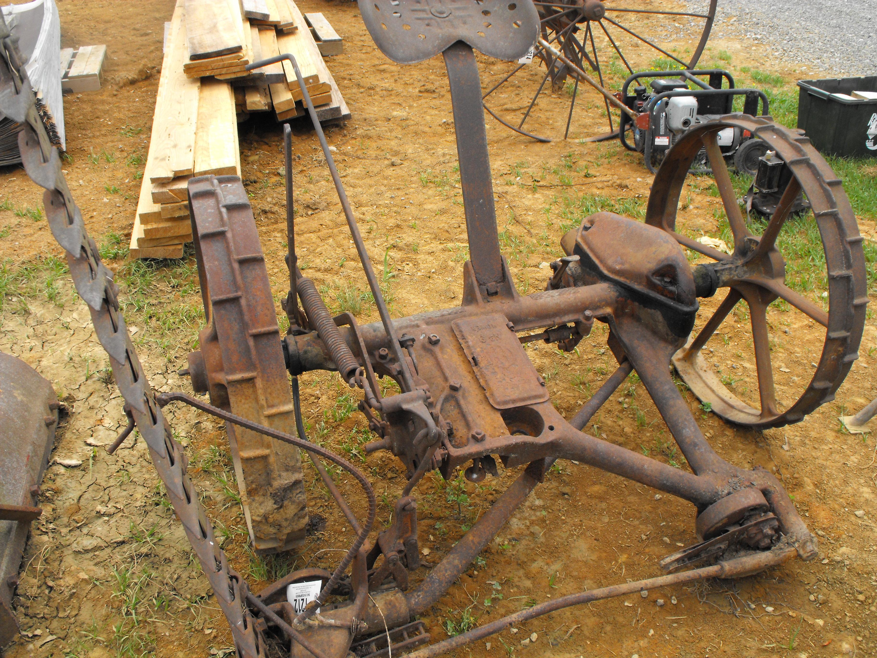 MULE DRAWN CYCLE MOWER