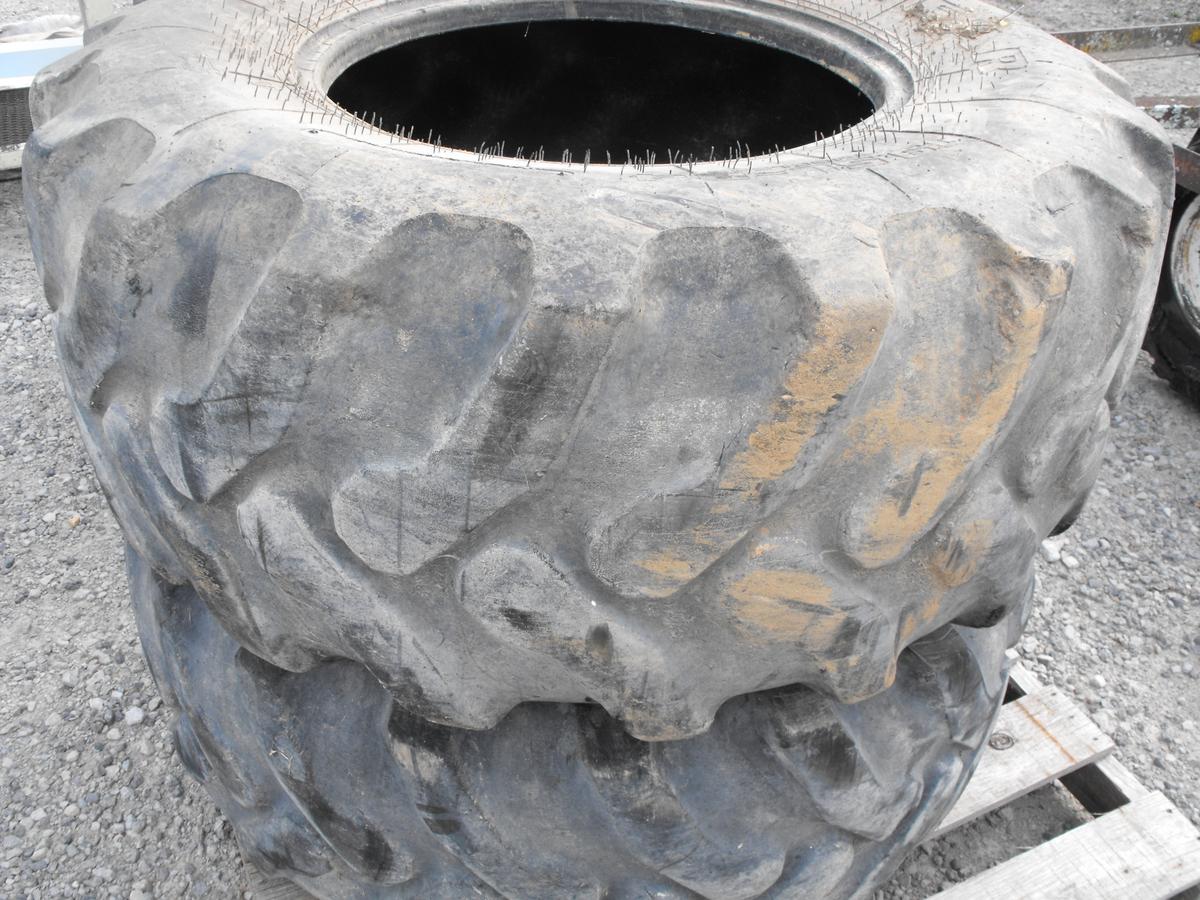 (2) 19.5-24 TIRES