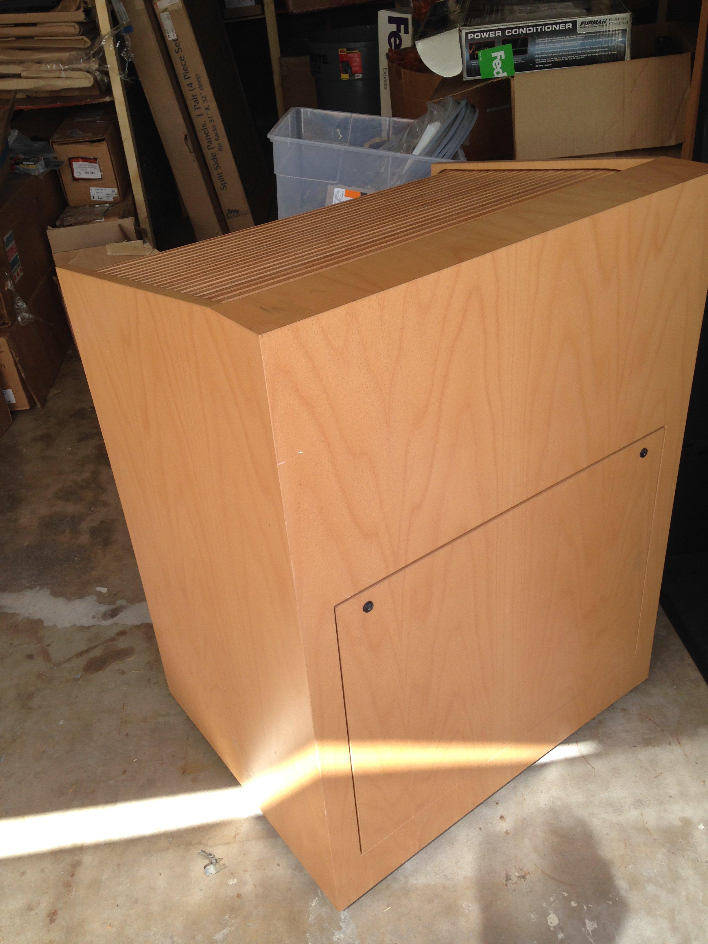 Media Cabinet- rolling locking cabinet- no key (can be ordered for about$10)