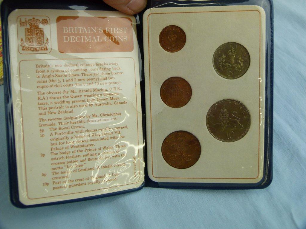 8 items: coins & coin sets of Great Britain