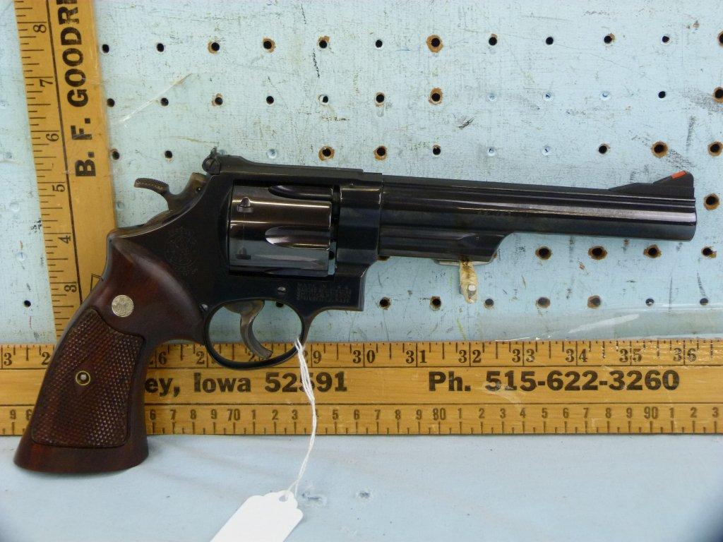 Smith & Wesson 29-2 Revolver, .44 Mag, SN: S252320