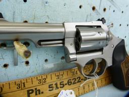 Ruger SP101 Revolver, .22 LR, SN: 577-05076