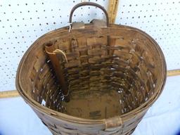 Trappers basket, 22-3/4" T x 15-1/4" W x 12-1/4" D at top