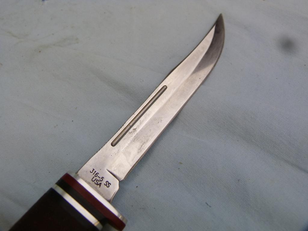 Case XX USA 2-knife set w/leather sheath, NIB