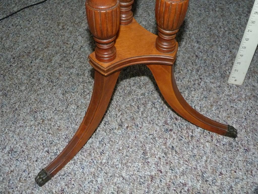 Round top, 3 legged parlor table, serpentine edge - 27-1/4" T, 24-1/4" D