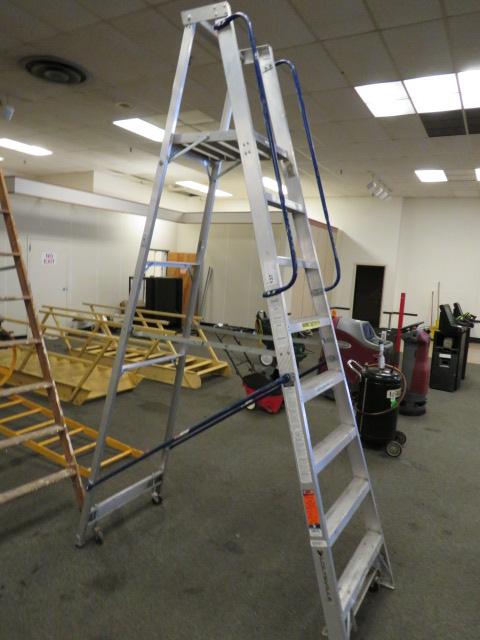 8FT LADDER