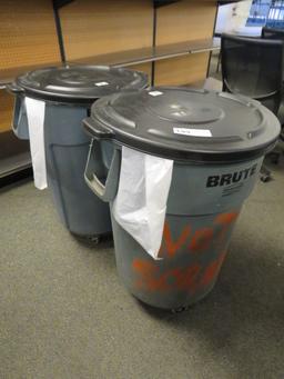 BRUTE TRASH CANS W/DOLLIES