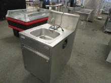 24X33 QUALSERV MOBILE HAND SINK WITH WATER HEATER