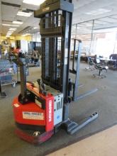 RAYMOND RSS40 WALK-BEHIND FORKLIFT