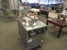 BKI FKM ELECTRIC PRESSURE FRYER - NO FILTER 208V/3PH