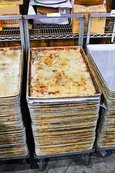 SHEET PANS W/ CART