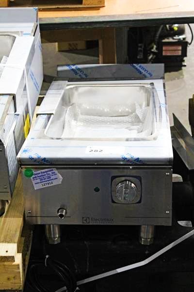 NEW ELECTROLUX ABE16 16IN. ELECTRIC RESTAURANT RANGE BAIN MARIE 2021