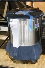 NEW ELECTROLUX VP2 ELECTRIC VEGETABLE SALAD DRYER