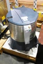 NEW ELECTROLUX VP2 ELECTRIC VEGETABLE SALAD DRYER