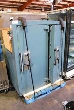 AMASEC DOUBLE DOOR SAFE