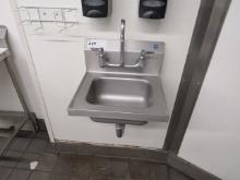 STAINLESS STEEL HAND SINK