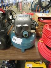 ANVIL 1002-714-647 2-GALLON AIR COMPRESSOR