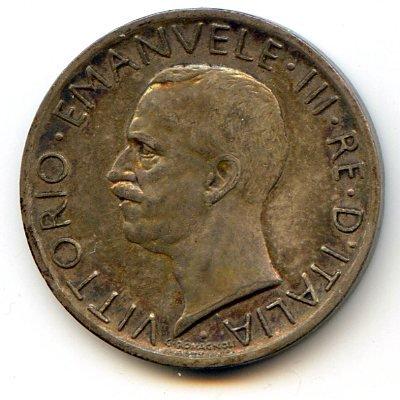 Italy 1927 silver 5 lire lustrous toned XF