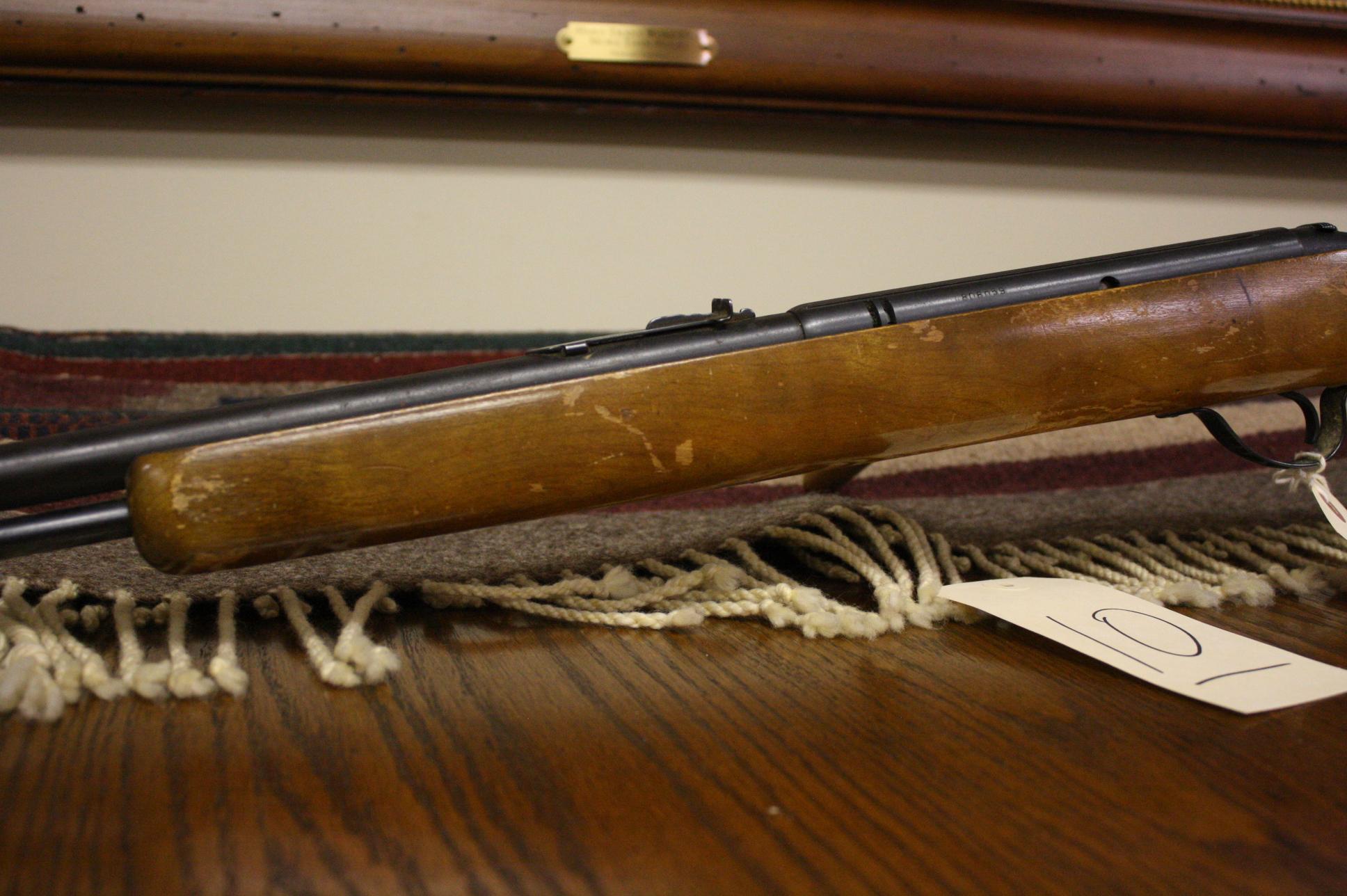 SAVAGE ARMS MODEL 187S SEMI AUTO RIFLE