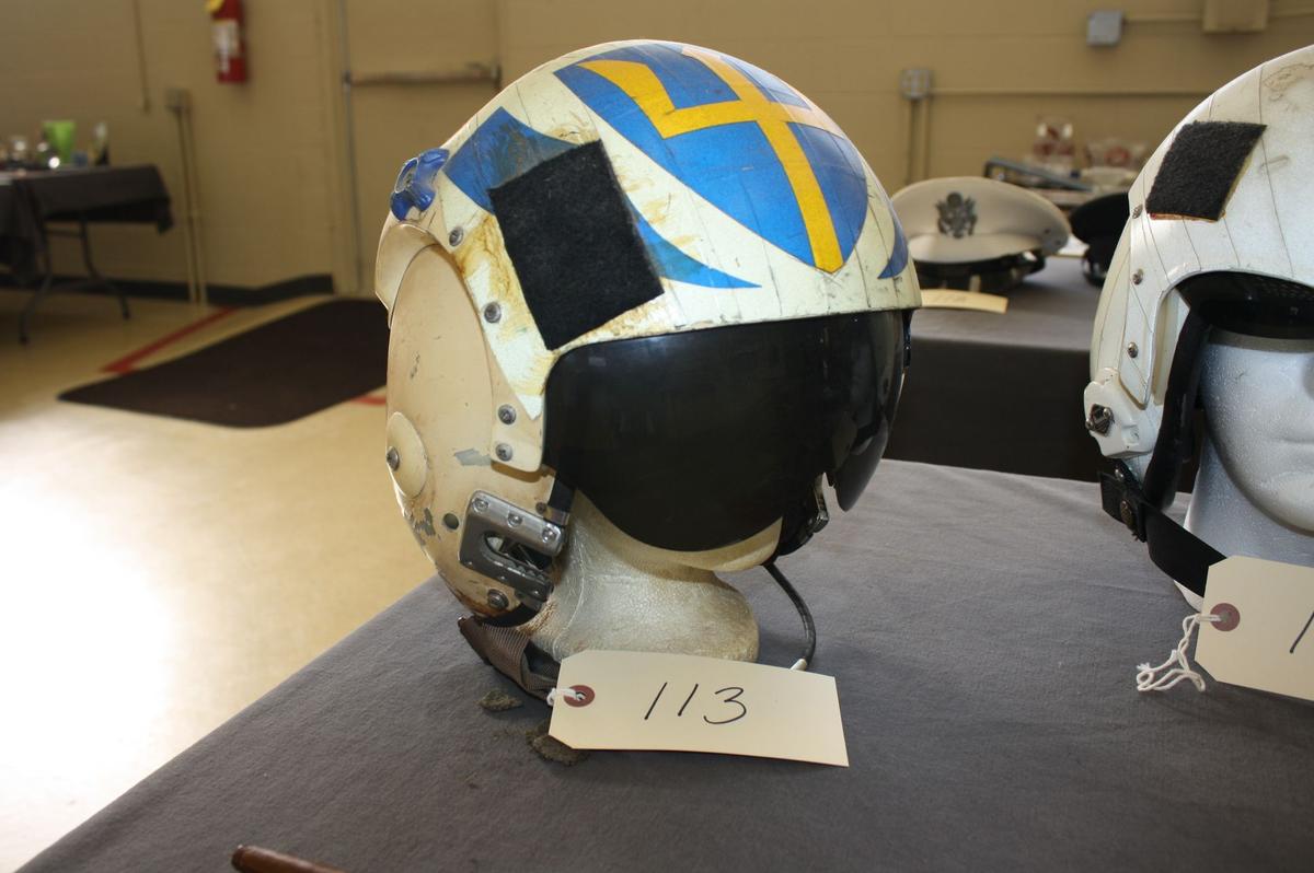 HELICOPTER PILOT HELMET FROM THE "CARL VINCENT", CIRCA 1970S