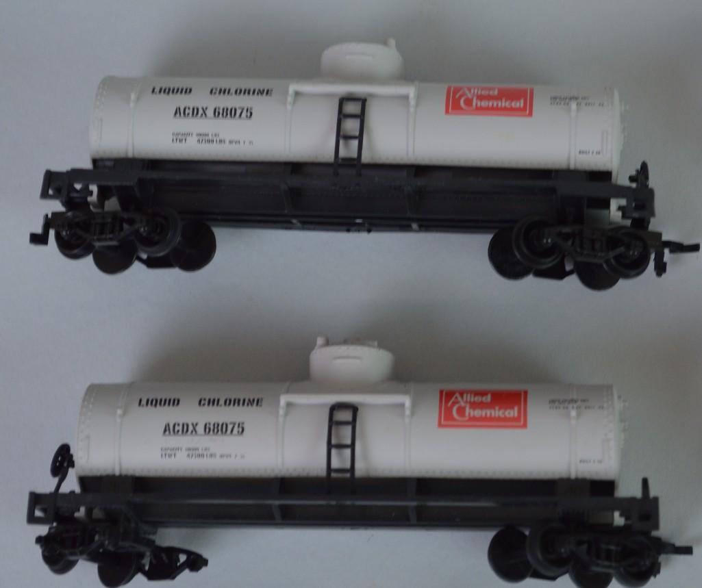 HO Train Grouping - Assorted Tank Cars and Makers