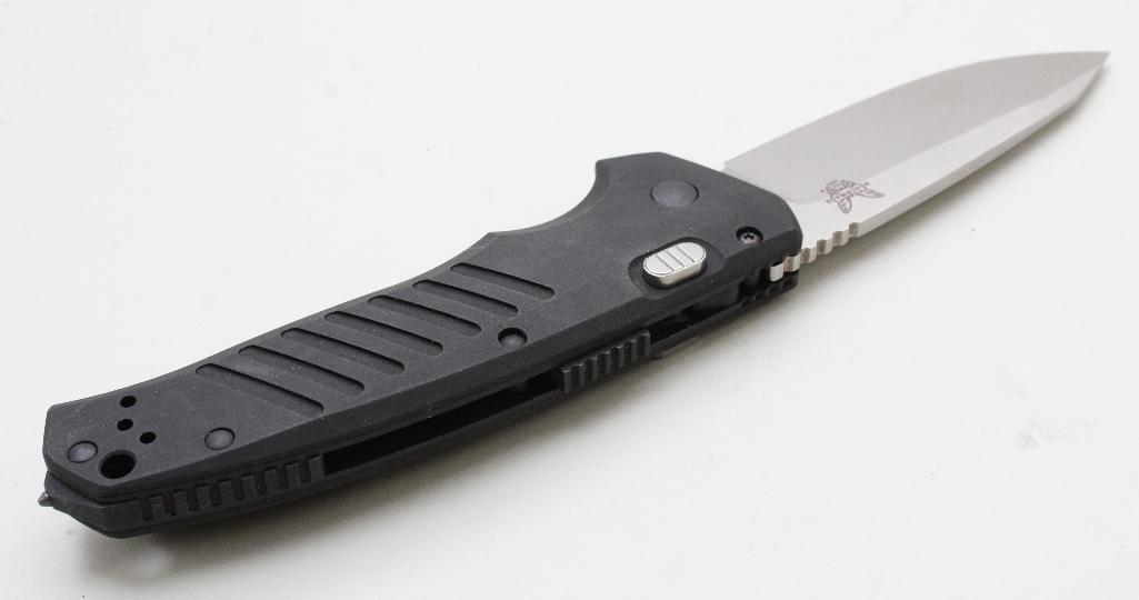 Benchmade Auto APB 6800 auto knife.