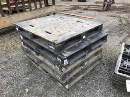 Plastic pallets