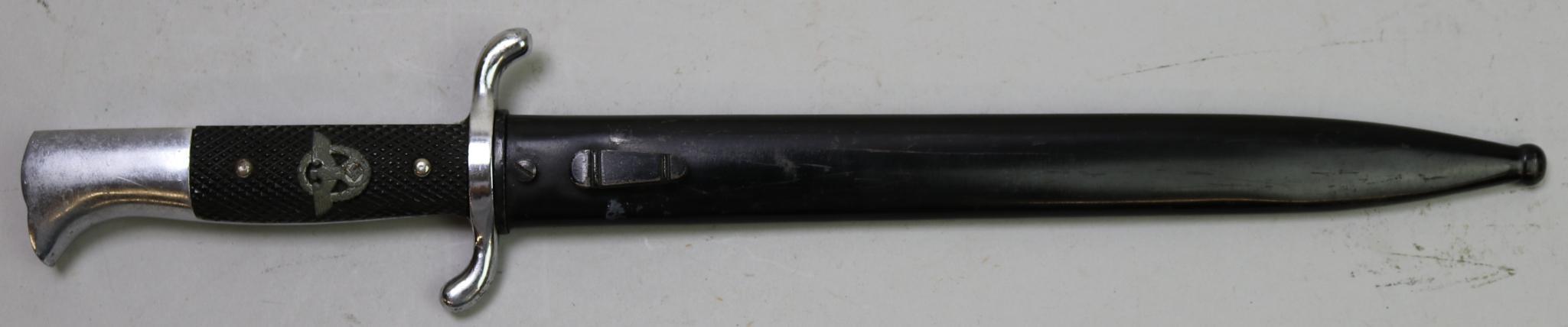 German WWII Police Dress Bayonet-Sawback Blade