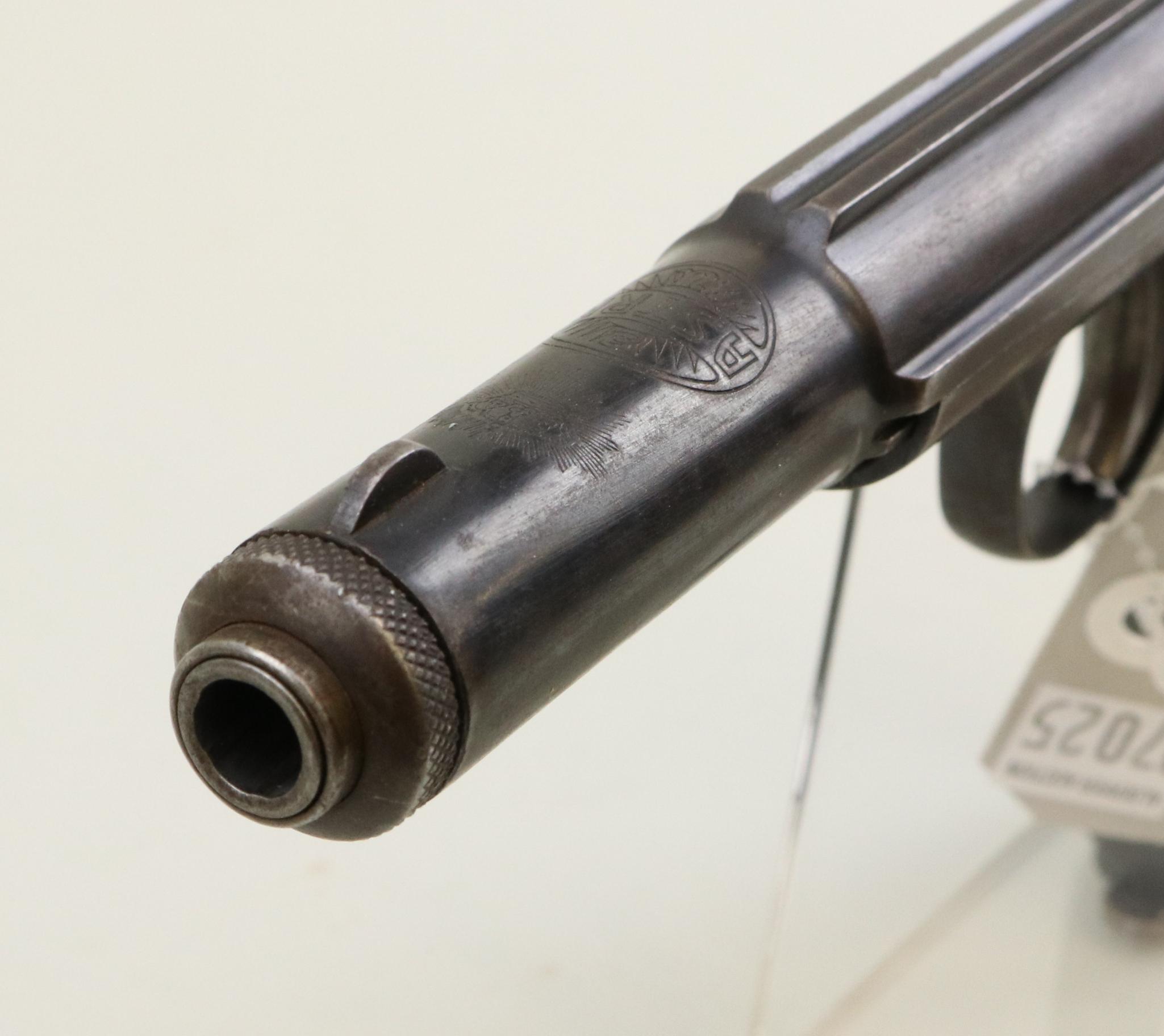Astra Model 400/1921 semi-automatic pistol.