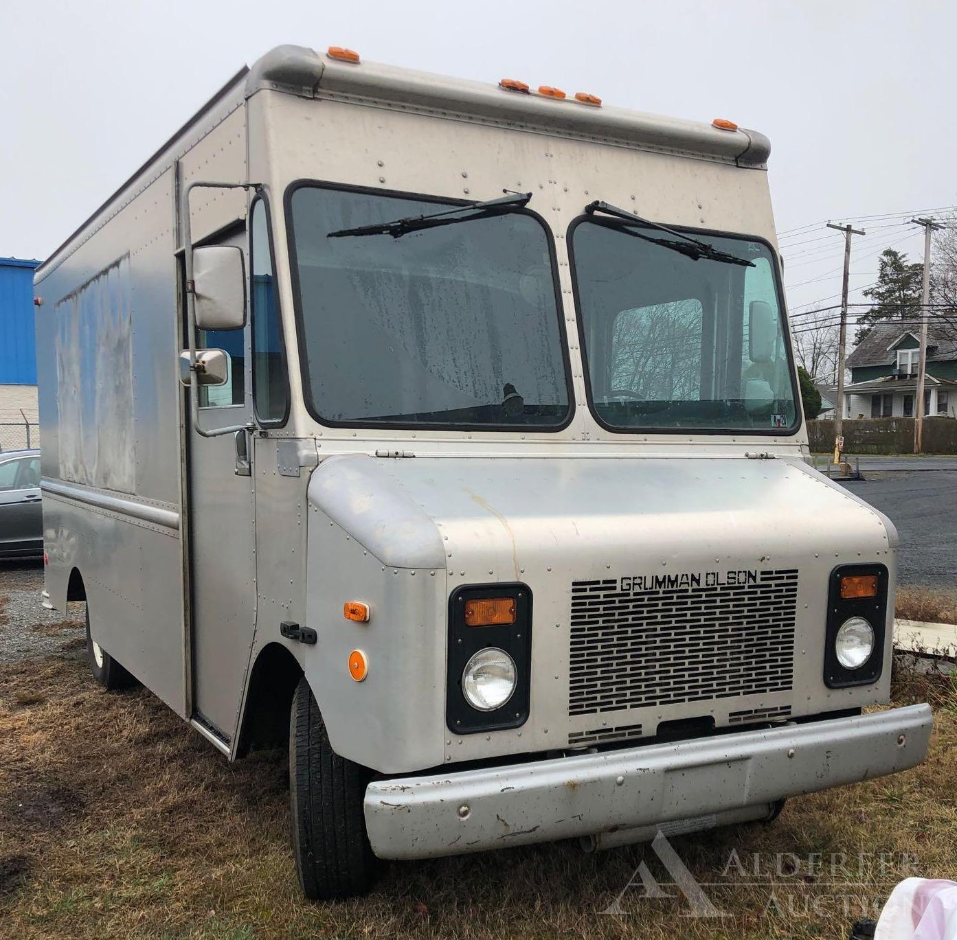 1998 Chevrolet Panel Truck - Grumman Olson Body