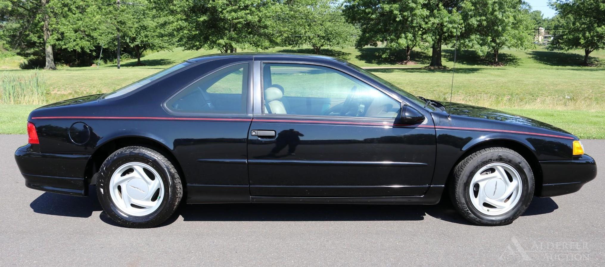 1995 Ford Thunderbird Super Coupe