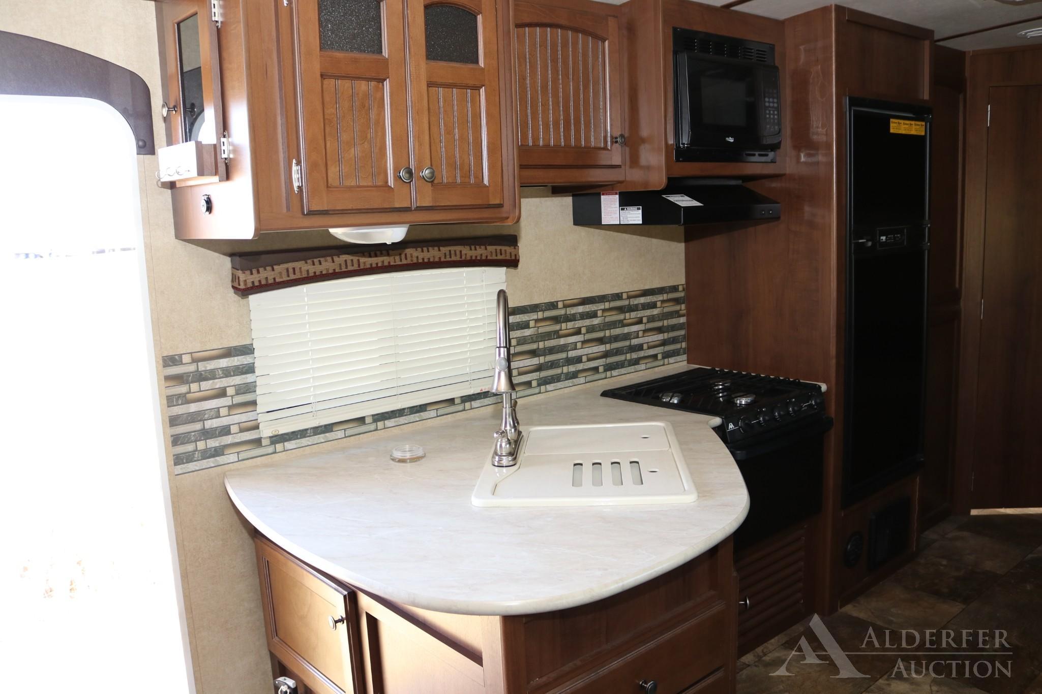 2014 Jayco White Hawk Ultralite Summit Travel Trailer