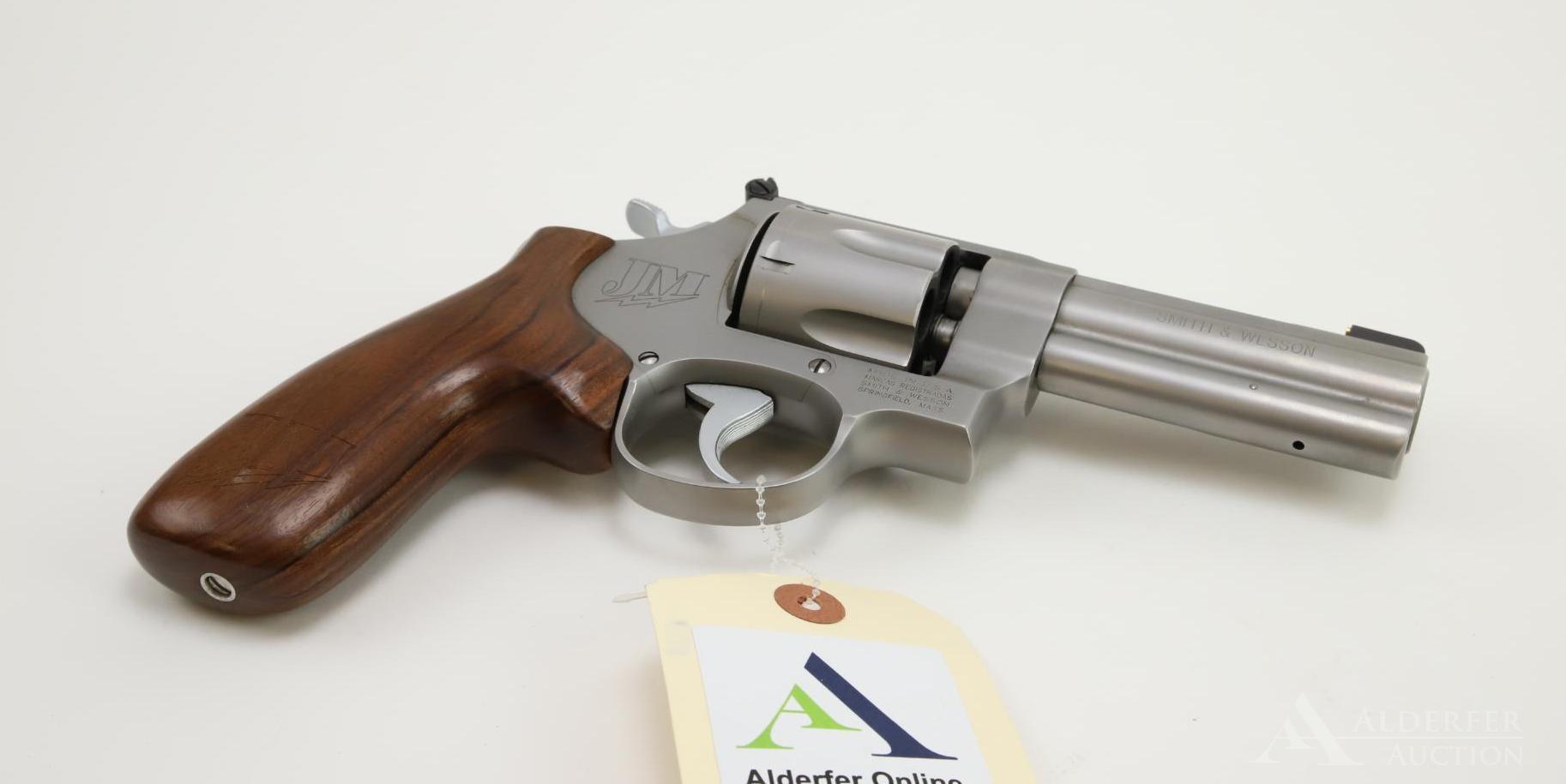 Smith & Wesson 625-8 JM (Jerry Miculek speed shooter edition) double action revolver