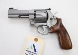 Smith & Wesson 625-8 JM (Jerry Miculek speed shooter edition) double action revolver