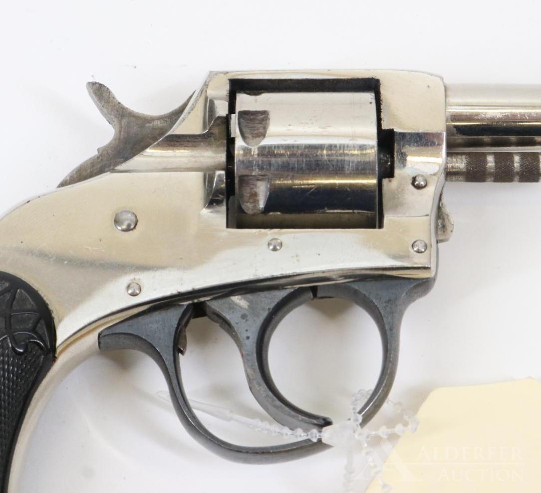 Harrington & Richardson/Victor Double Action Revolver