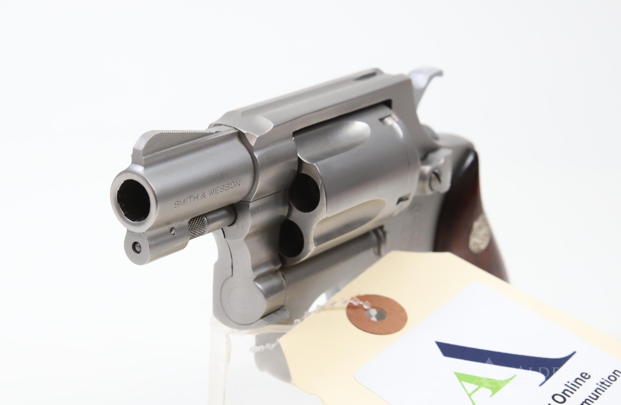 Smith and Wesson 60-3 Lady Smith Double Action Revolver