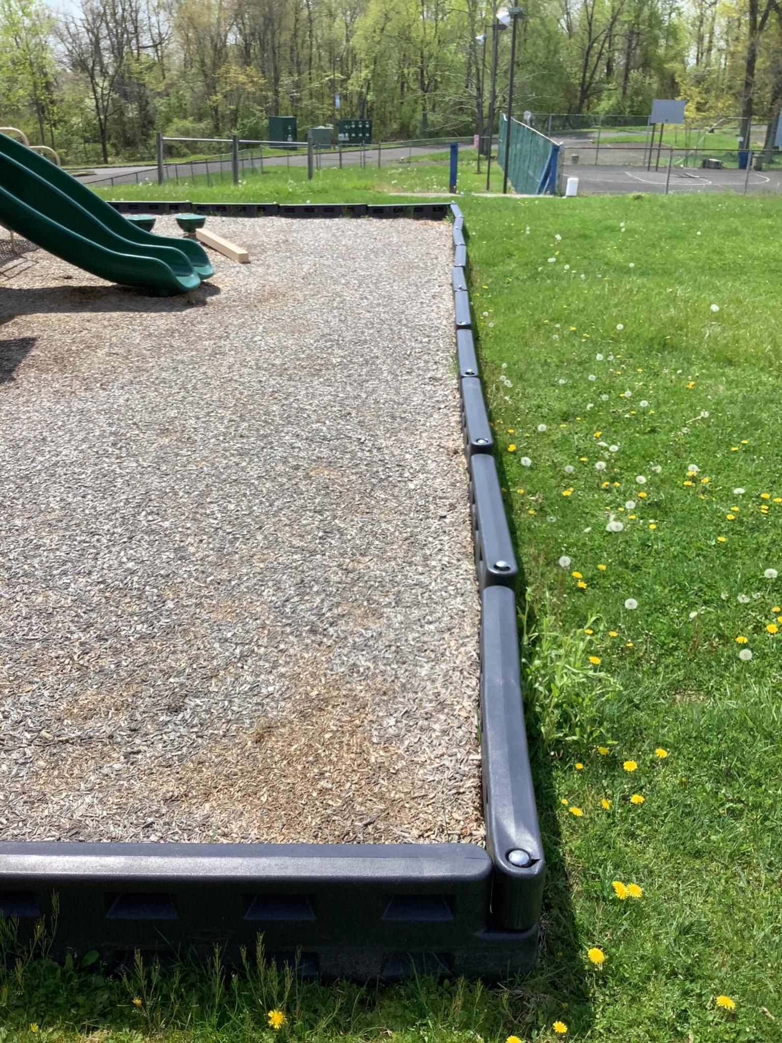 Playground Boarder