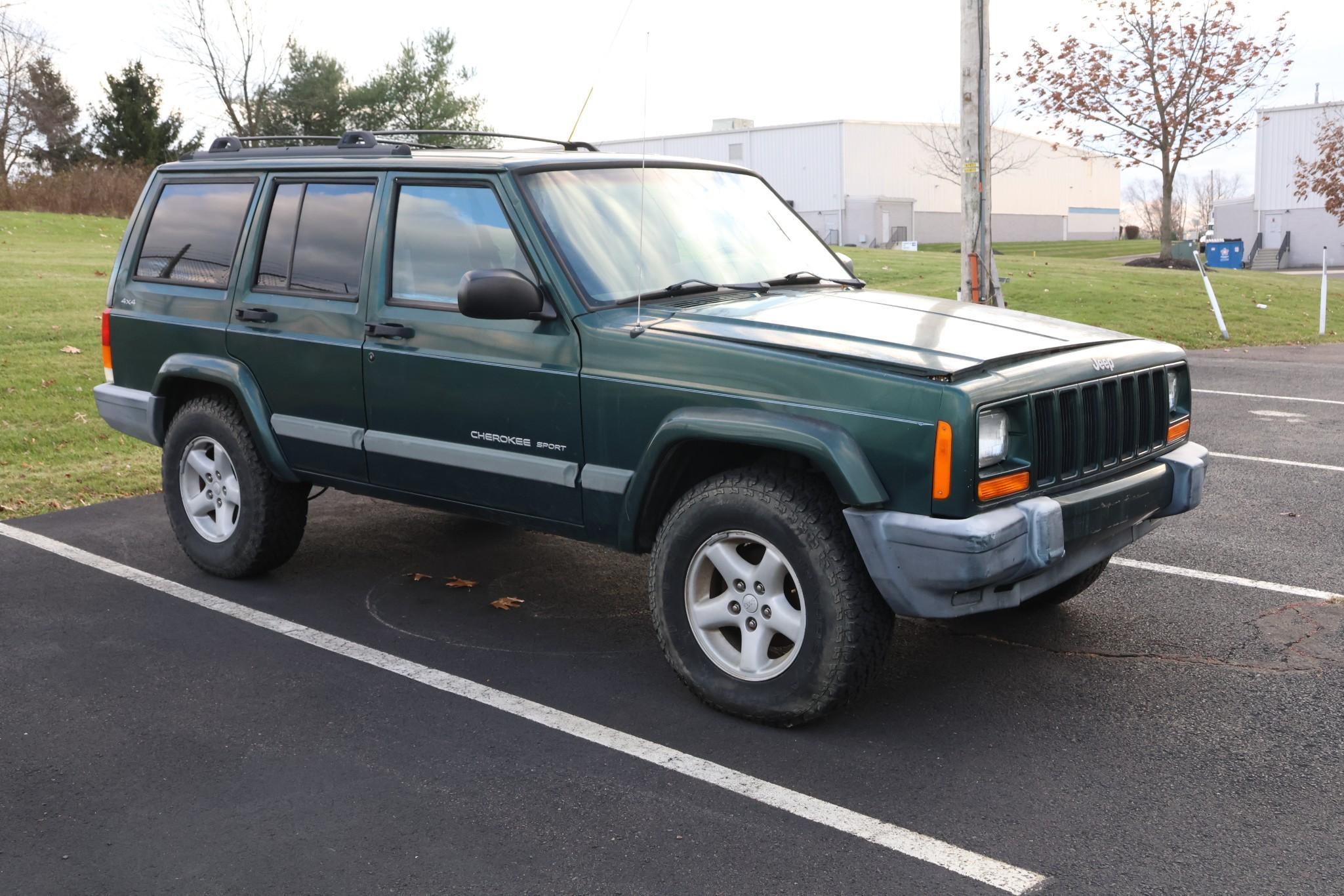 2001 Jeep Cherokee Multipurpose Vehicle (MPV), VIN # 1J4FF48S11L511605