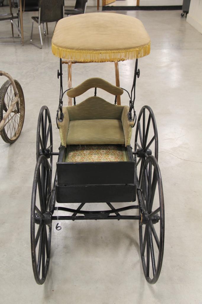 ANTIQUE BABY BUGGY