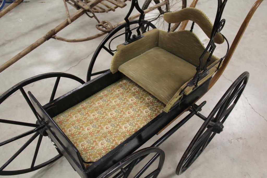 ANTIQUE BABY BUGGY